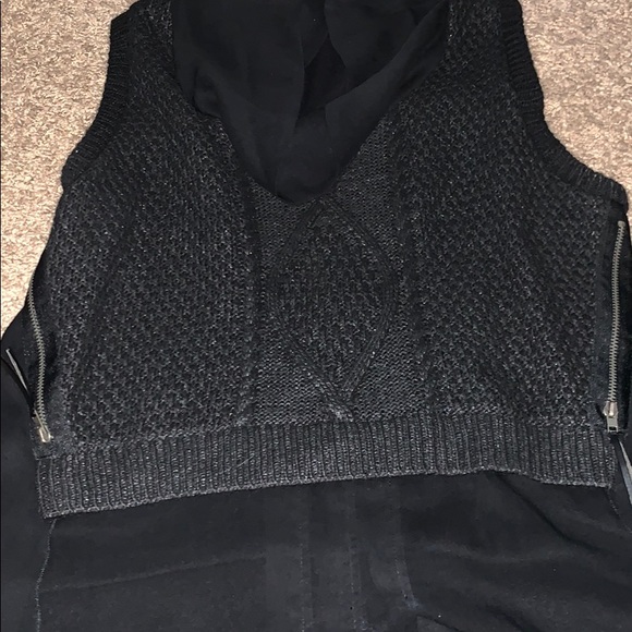 Awesome top - Picture 3 of 5